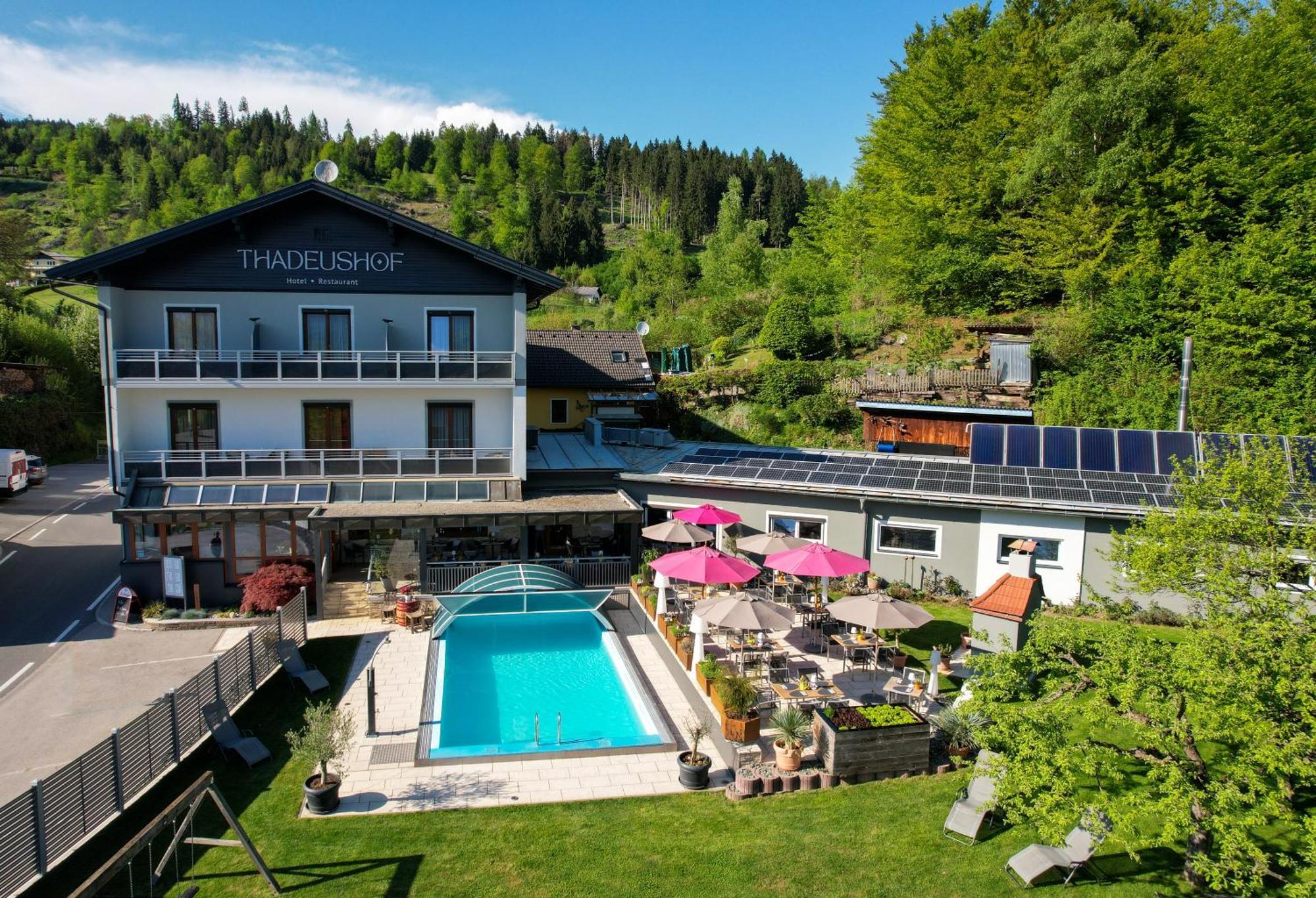 Hotel Restaurant Thadeushof 3*